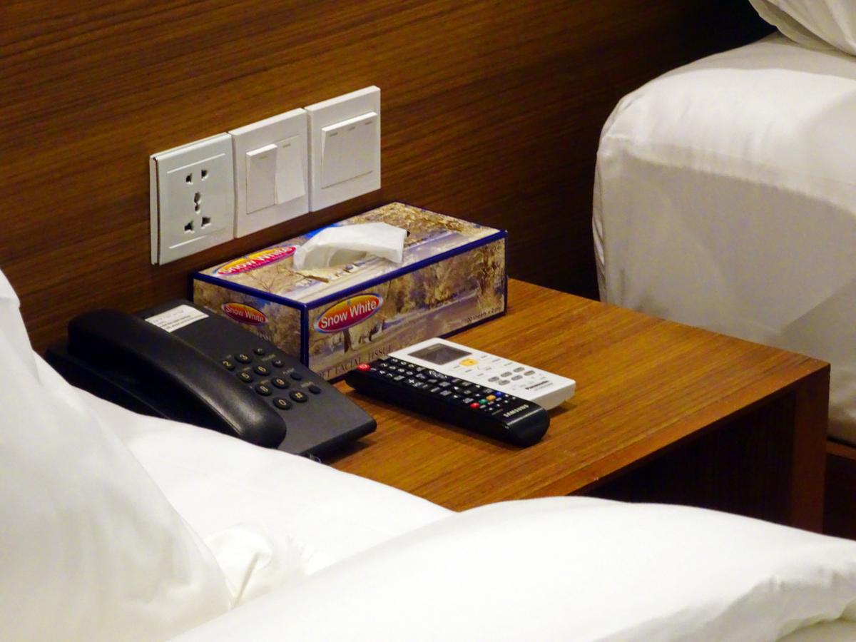 Hotel Azure Янгон Екстериор снимка